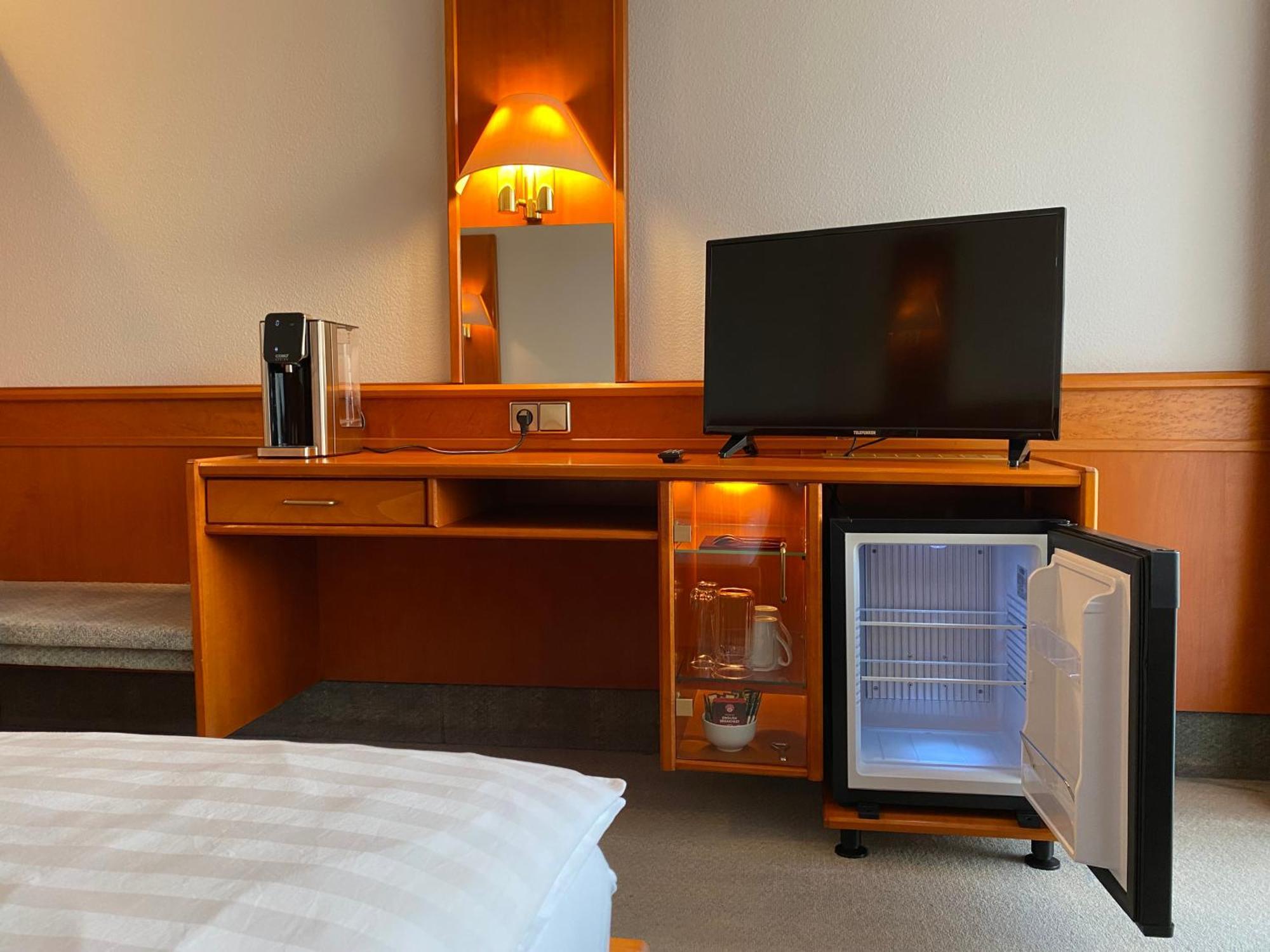 Adamidis Hotel Altenmedingen Dış mekan fotoğraf