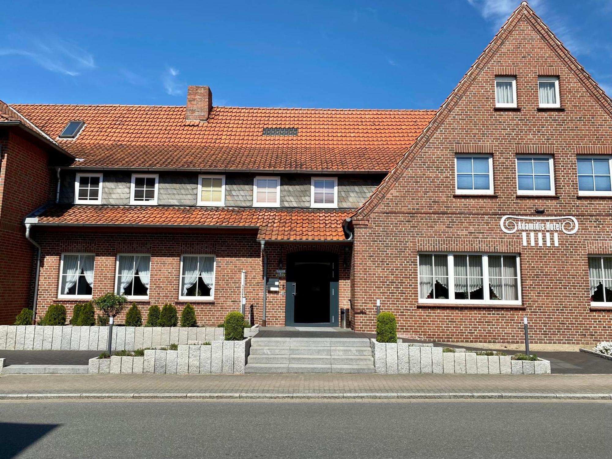 Adamidis Hotel Altenmedingen Dış mekan fotoğraf