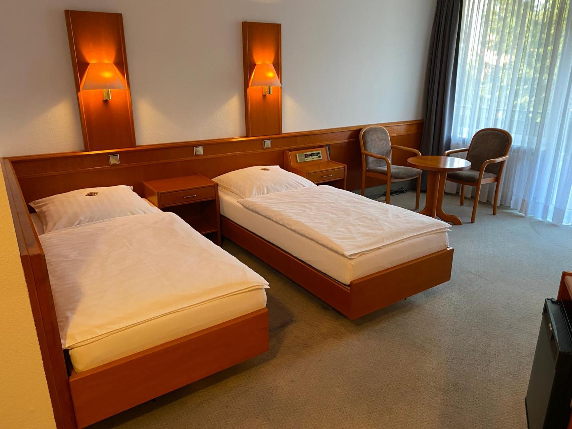 Adamidis Hotel Altenmedingen Dış mekan fotoğraf